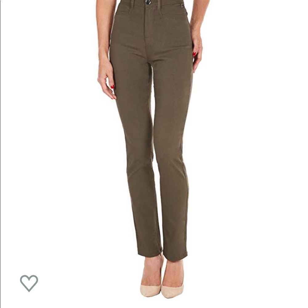 FDJ Olive Midrise Jeans 💚